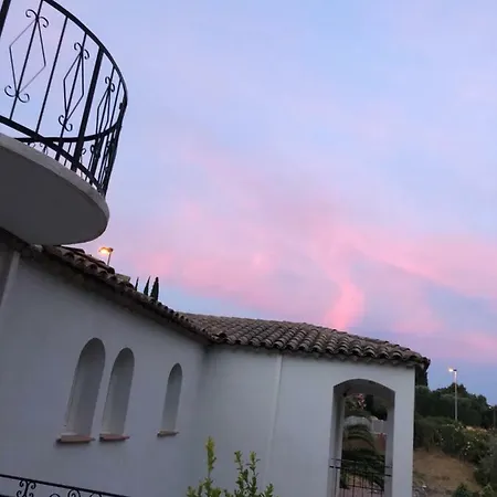 Maxima Sunset