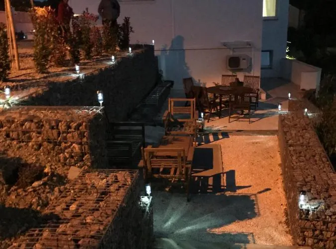 Maxima Sunset * Сент-Максим